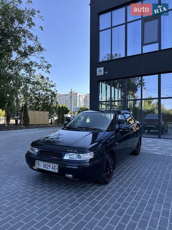 Седан ВАЗ / Lada 2110 2010 в Полтаві