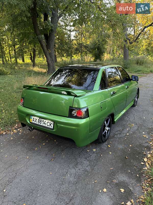 Седан ВАЗ / Lada 2110 2002 в Харькове фото 3 Седан ВАЗ / Lada 2110 2002 в Харькове