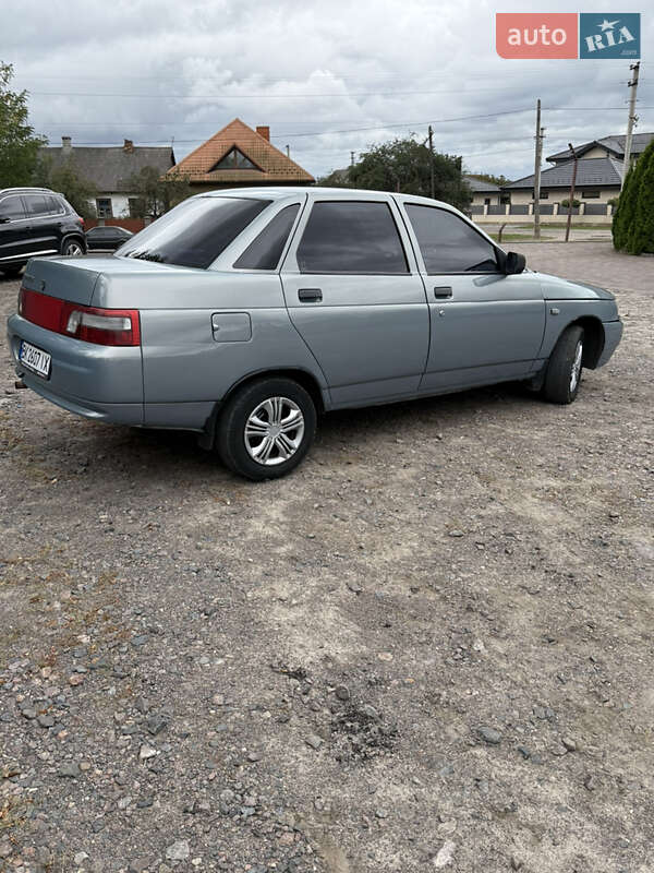 Седан ВАЗ / Lada 2110 2002 в Сарнах