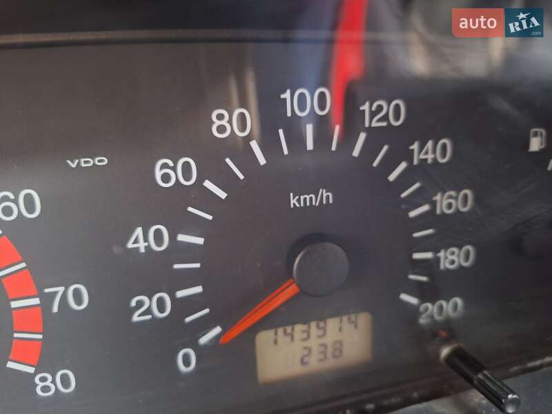 Седан ВАЗ / Lada 2110 2001 в Черновцах