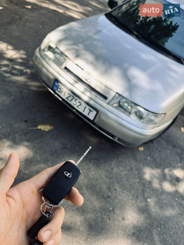 Седан ВАЗ / Lada 2110 2006 в Одессе