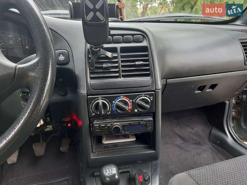 Седан ВАЗ / Lada 2110 2013 в Новой Одессе фото 6 Седан ВАЗ / Lada 2110 2013 в Новой Одессе