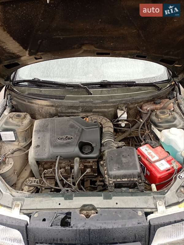 Седан ВАЗ / Lada 2110 2006 в Дубровице