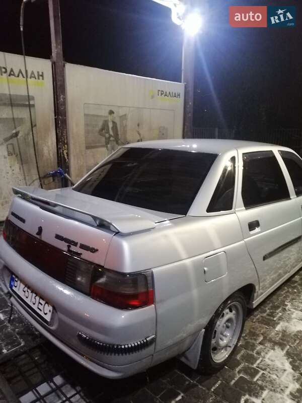 ВАЗ / Lada 2110 2002