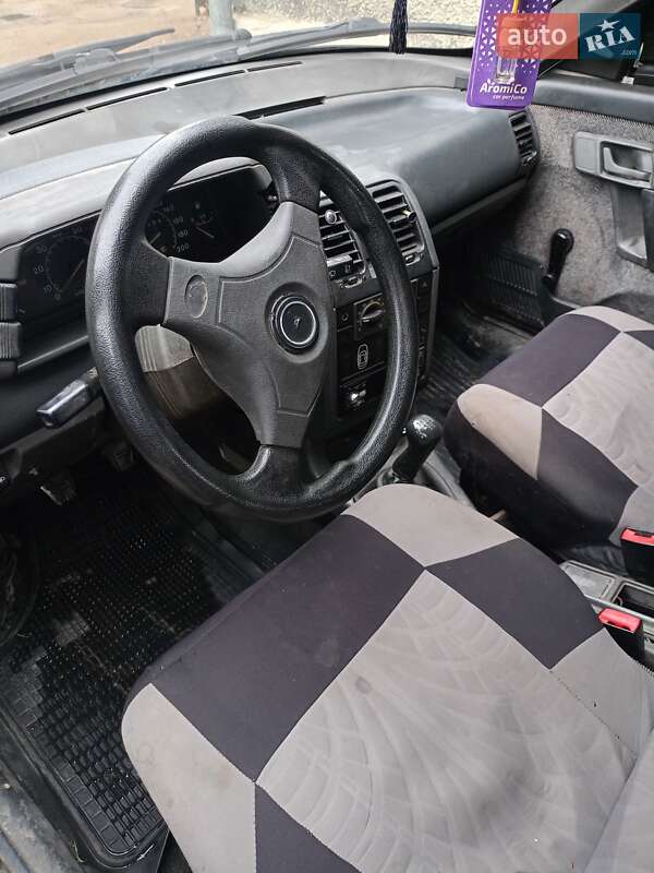 Седан ВАЗ / Lada 2110 1999 в Перемышлянах