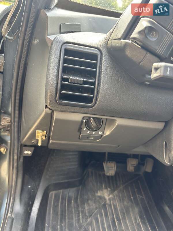Седан ВАЗ / Lada 2110 2001 в Сумах фото 11 Седан ВАЗ / Lada 2110 2001 в Сумах