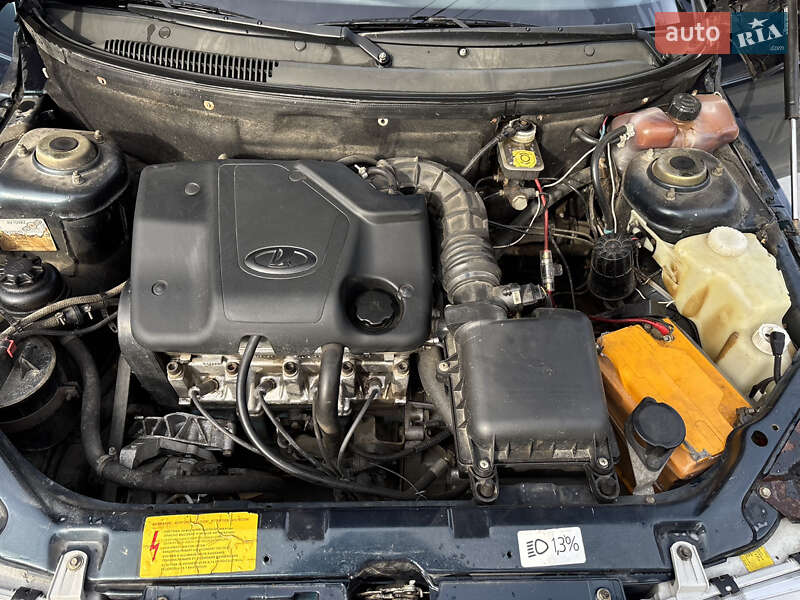 Седан ВАЗ / Lada 2110 2006 в Микуличине