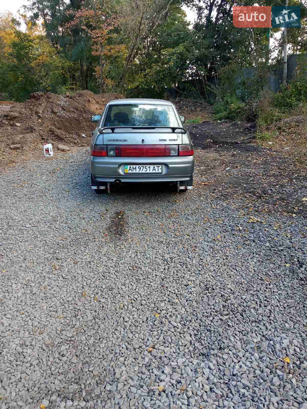 Седан ВАЗ / Lada 2110 2005 в Києві