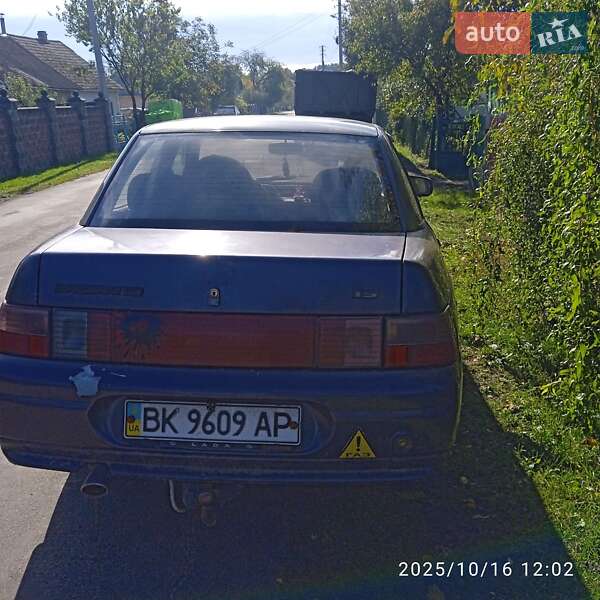 Седан ВАЗ / Lada 2110 2000 в Смизі