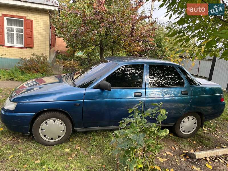 Седан ВАЗ / Lada 2110 2005 в Белозерье