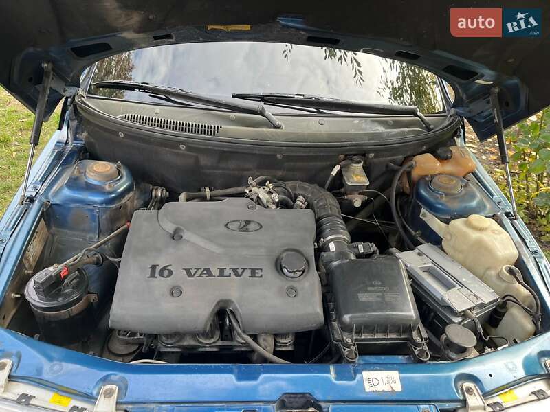 Седан ВАЗ / Lada 2110 2005 в Белозерье