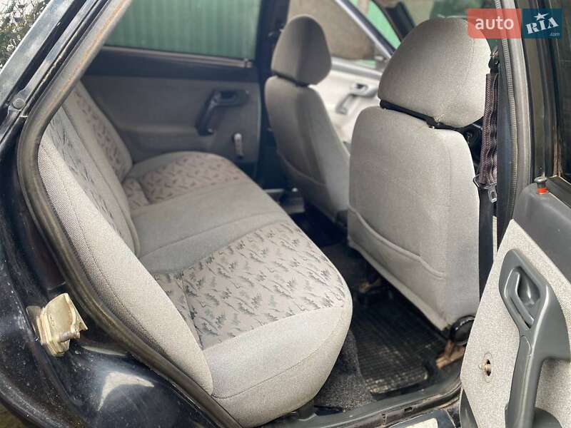 Седан ВАЗ / Lada 2110 2006 в Мирополе