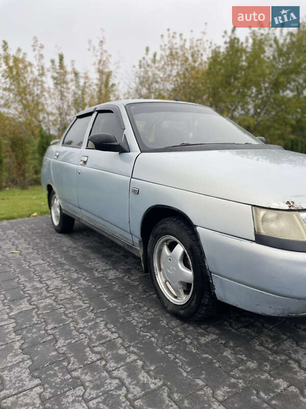 Седан ВАЗ / Lada 2110 2004 в Золочеве