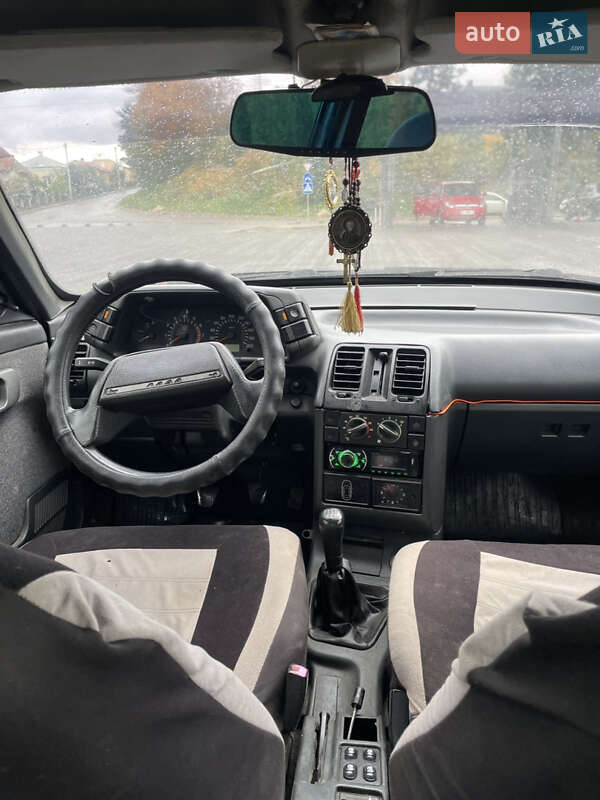 Седан ВАЗ / Lada 2110 2004 в Золочеве
