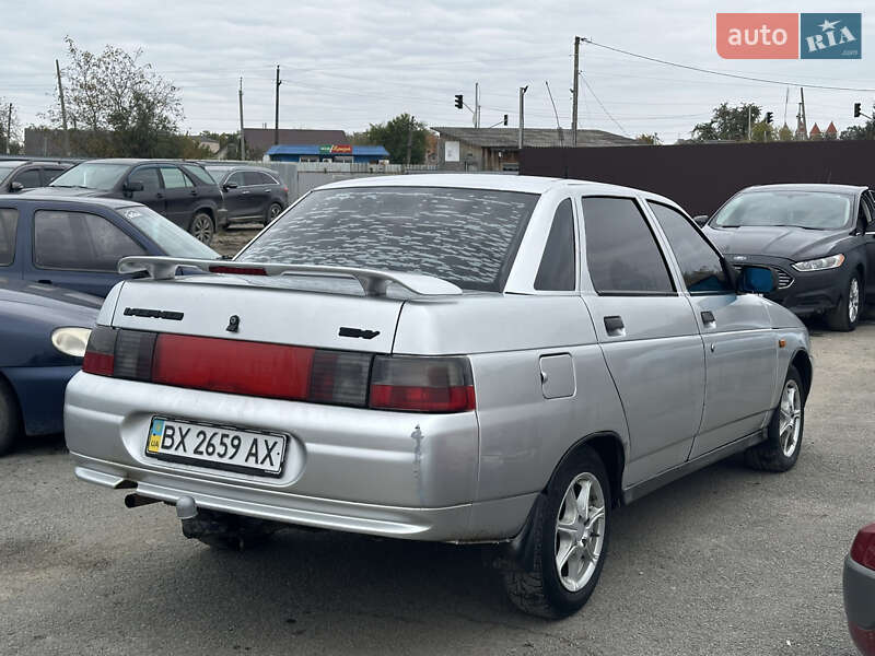 Седан ВАЗ / Lada 2110 2004 в Шепетовке