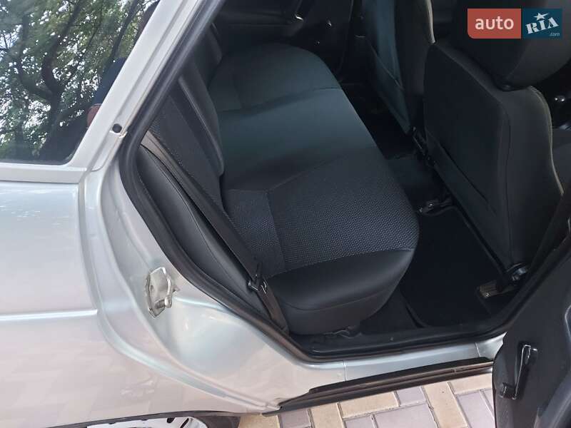 Седан ВАЗ / Lada 2110 2011 в Запорожье