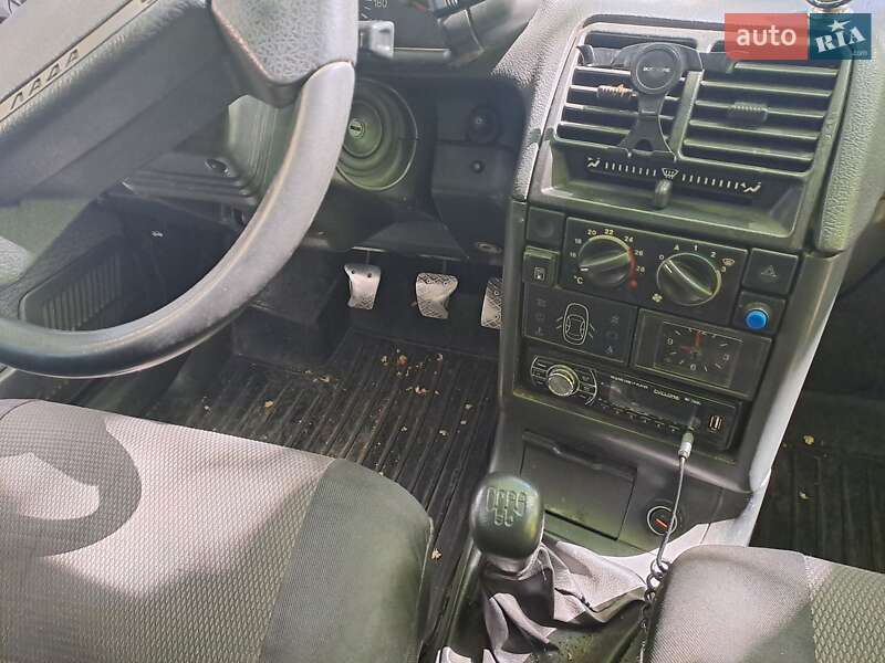 Седан ВАЗ / Lada 2110 2003 в Запоріжжі