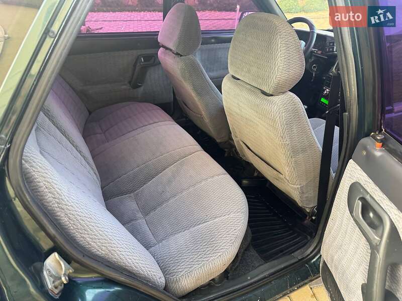 Седан ВАЗ / Lada 2110 2002 в Могилів-Подільському фото 4 Седан ВАЗ / Lada 2110 2002 в Могилів-Подільському