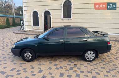 Седан ВАЗ 2110 2002 в 