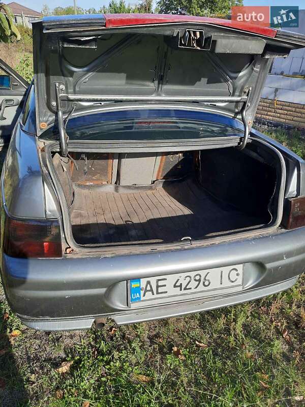 Седан ВАЗ / Lada 2110 2005 в Днепре