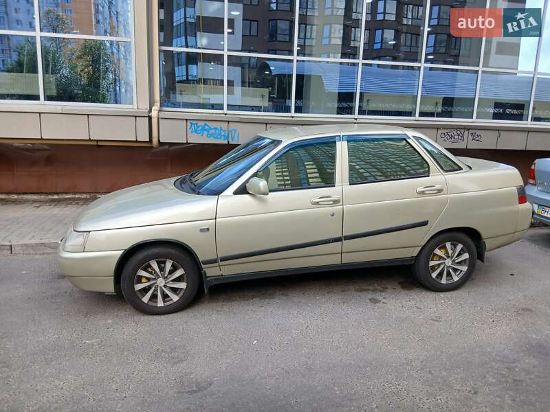 Седан ВАЗ 2110 2007 в  фото Седан ВАЗ 2110 2007 в