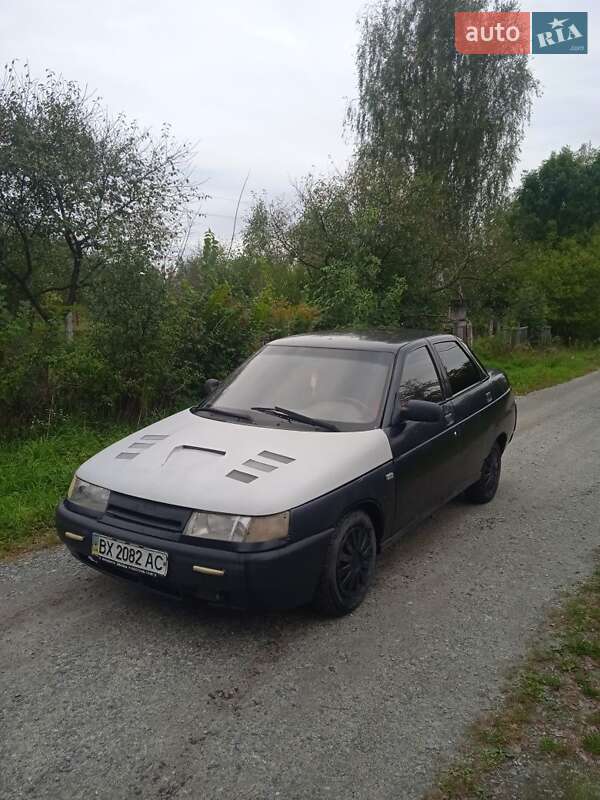 Седан ВАЗ / Lada 2110 2005 в Полонному