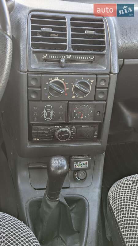 Седан ВАЗ / Lada 2110 2005 в Козельщині фото 2 Седан ВАЗ / Lada 2110 2005 в Козельщині