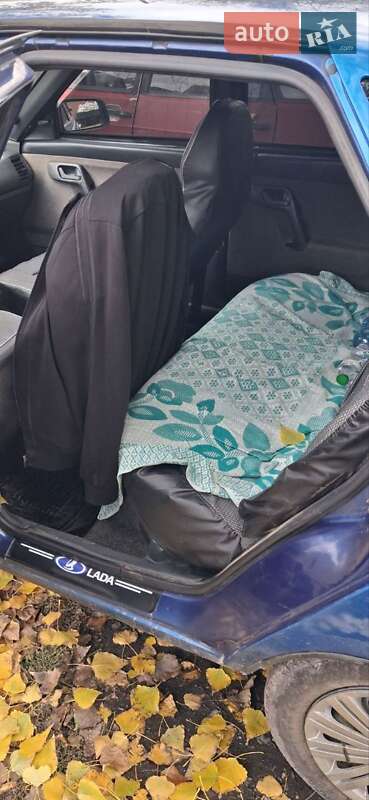 Седан ВАЗ / Lada 2110 2002 в Кривому Розі фото 3 Седан ВАЗ / Lada 2110 2002 в Кривому Розі