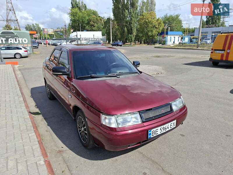 Седан ВАЗ / Lada 2110 2004 в Николаеве фото 4 Седан ВАЗ / Lada 2110 2004 в Николаеве