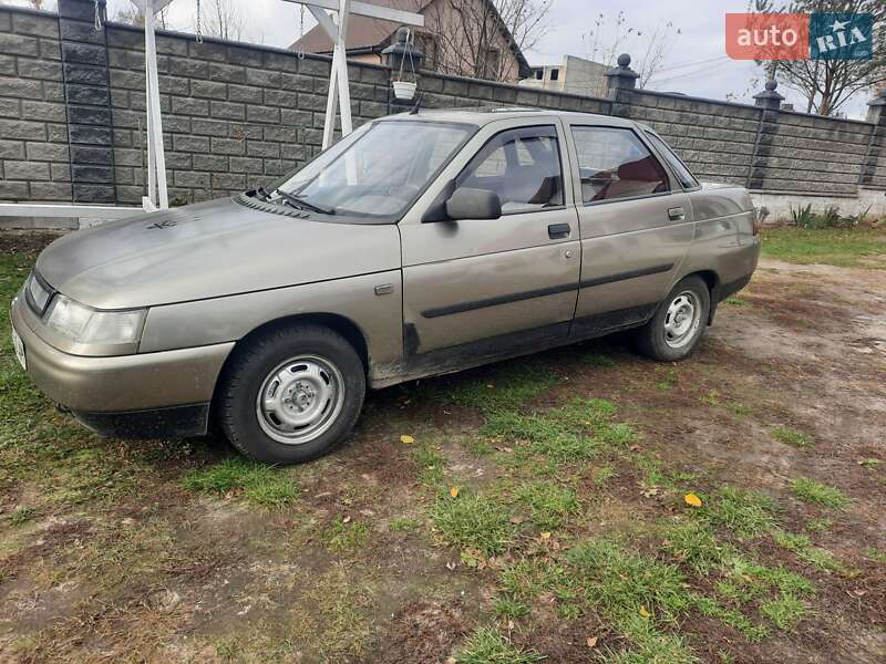 Седан ВАЗ / Lada 2110 1999 в Костополе