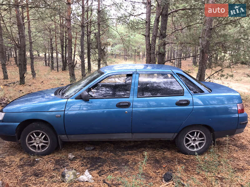 Седан ВАЗ / Lada 2110 2000 в Славутиче фото 2 Седан ВАЗ / Lada 2110 2000 в Славутиче