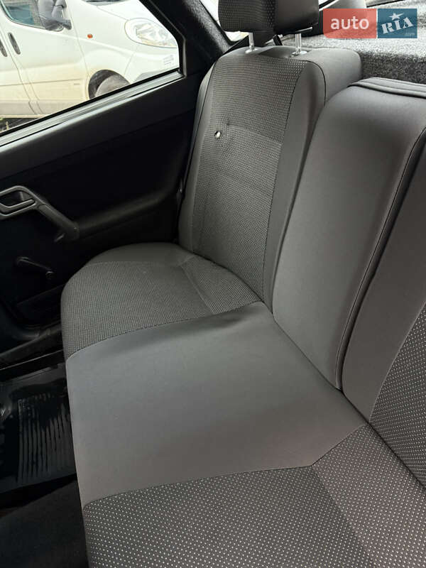 Седан ВАЗ / Lada 2110 2011 в Чернигове фото 22 Седан ВАЗ / Lada 2110 2011 в Чернигове