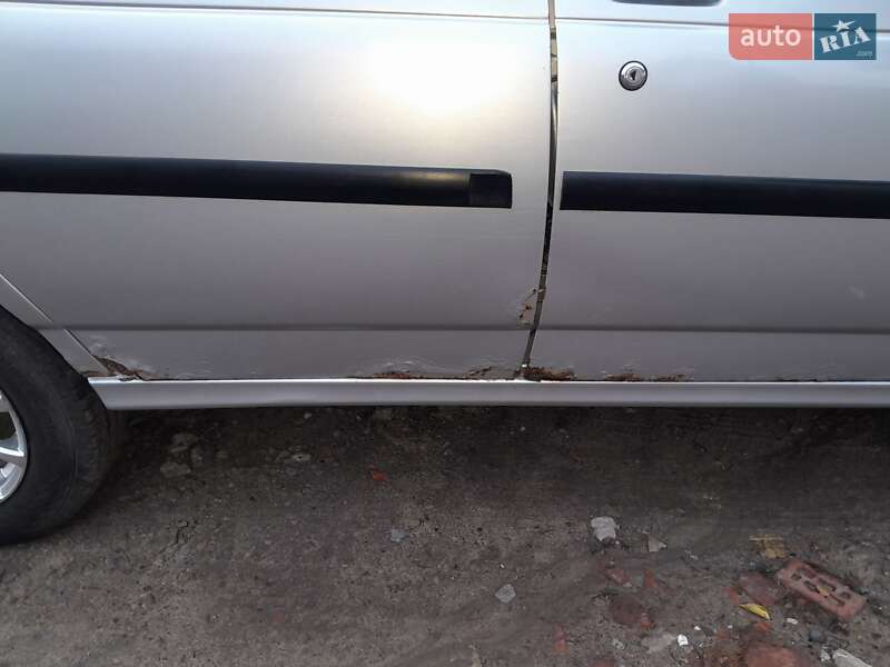 Седан ВАЗ / Lada 2110 2005 в Чугуеве фото 17 Седан ВАЗ / Lada 2110 2005 в Чугуеве