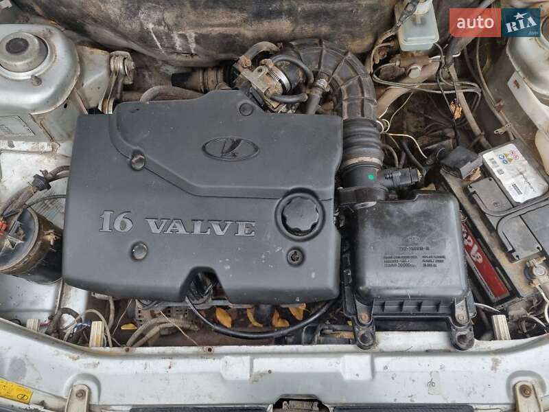 Седан ВАЗ / Lada 2110 2004 в Гребенке фото 2 Седан ВАЗ / Lada 2110 2004 в Гребенке