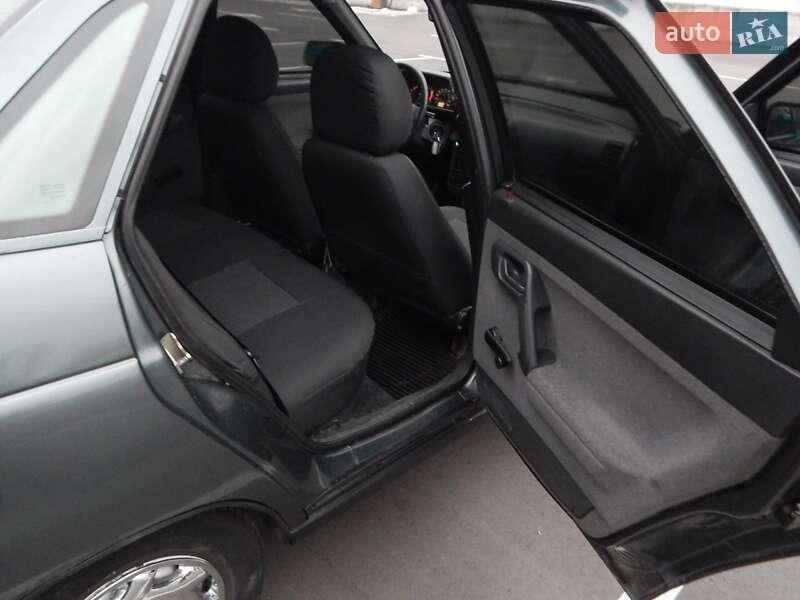 Седан ВАЗ / Lada 2110 2006 в Киеве фото 16 Седан ВАЗ / Lada 2110 2006 в Киеве