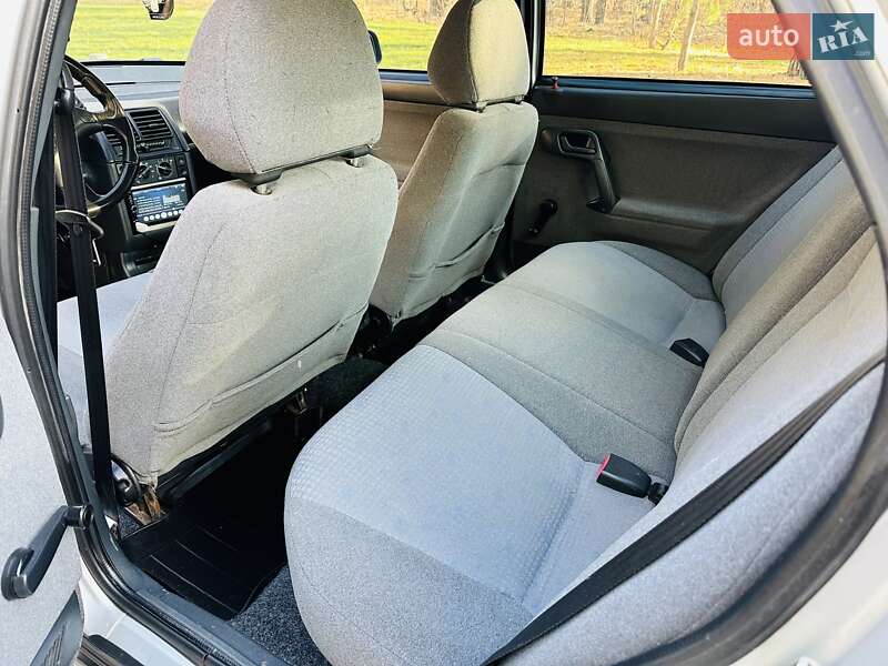 Седан ВАЗ / Lada 2110 2007 в Новомосковську фото 13 Седан ВАЗ / Lada 2110 2007 в Новомосковську