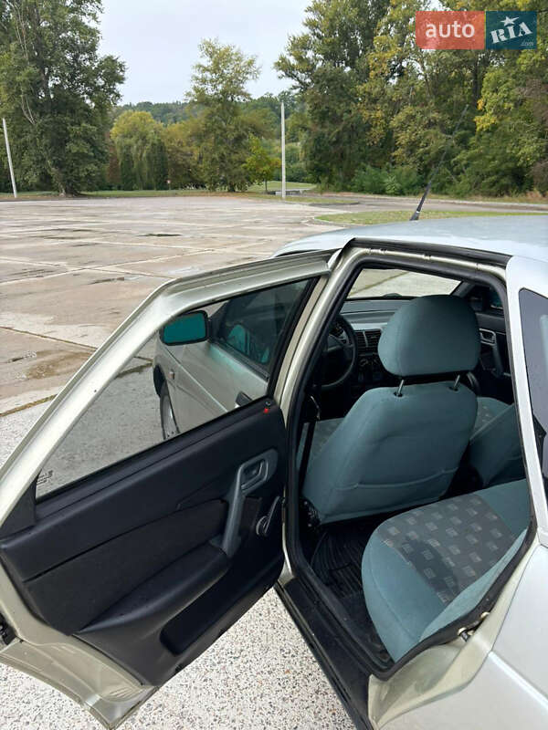 Седан ВАЗ / Lada 2110 2005 в Черкасах