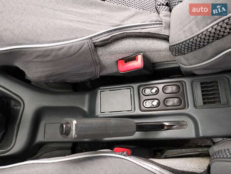 Седан ВАЗ / Lada 2110 2006 в Николаеве фото 5 Седан ВАЗ / Lada 2110 2006 в Николаеве