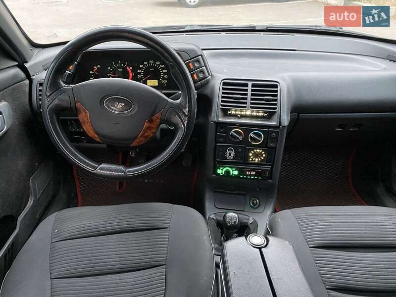 Седан ВАЗ / Lada 2110 2007 в Запорожье