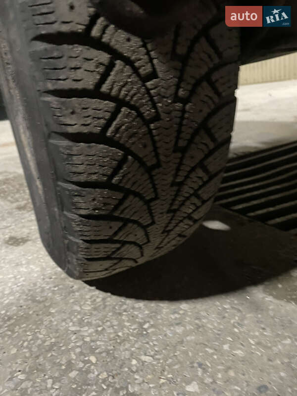 Седан ВАЗ / Lada 2110 2000 в Чернівцях