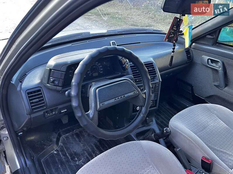 Седан ВАЗ / Lada 2110 2005 в Хмельнике фото 10 Седан ВАЗ / Lada 2110 2005 в Хмельнике