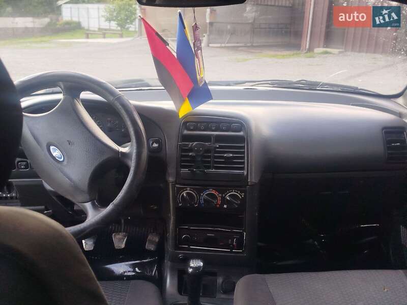 Седан ВАЗ / Lada 2110 2010 в Ізяславі