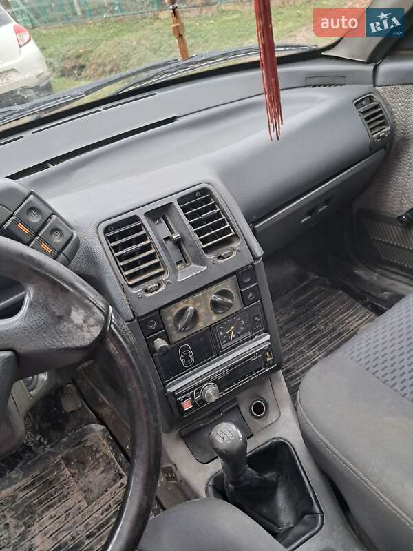 Седан ВАЗ / Lada 2110 1998 в Дрогобыче