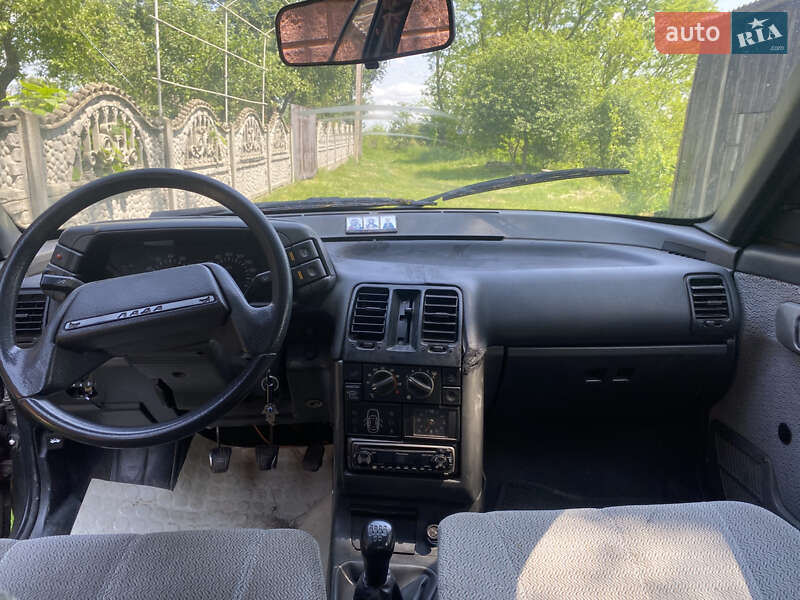 Седан ВАЗ / Lada 2110 2000 в Рівному
