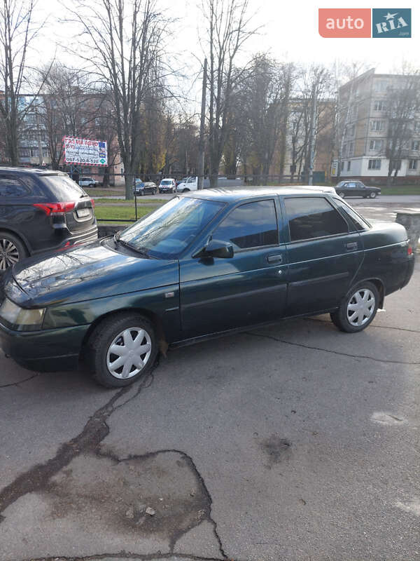 Седан ВАЗ / Lada 2110 2002 в Кременчуге фото 5 Седан ВАЗ / Lada 2110 2002 в Кременчуге