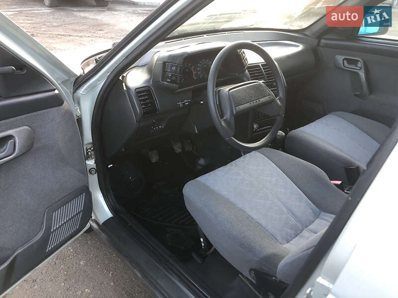Седан ВАЗ / Lada 2110 2004 в Тернополе