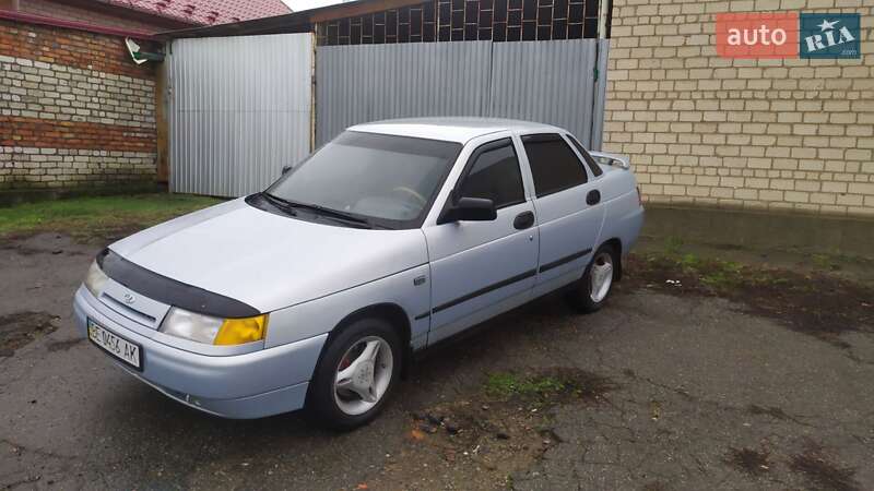 Седан ВАЗ / Lada 2110 2004 в Первомайске