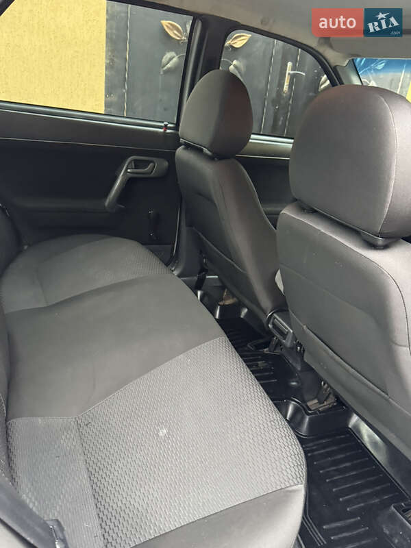 Седан ВАЗ / Lada 2110 2011 в Врадиевке