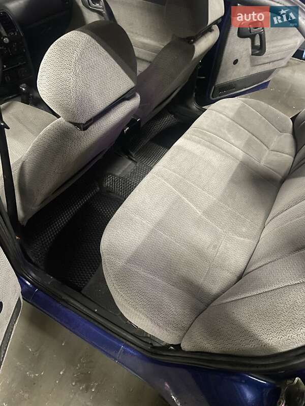 Седан ВАЗ / Lada 2110 2001 в Запорожье