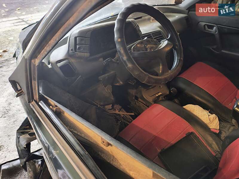 Седан ВАЗ / Lada 2110 2002 в Першотравенську